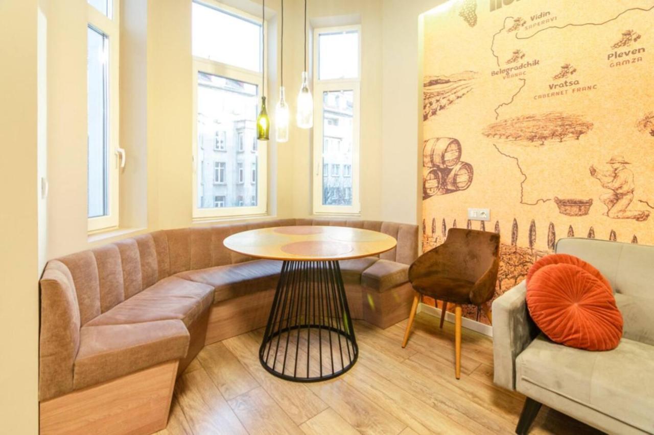 1 Bedroom Wine Journey * Sofya